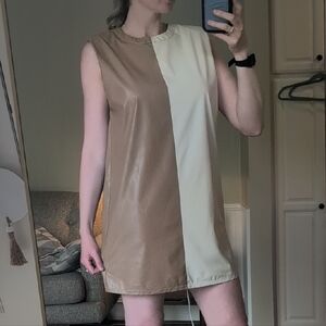 Gilli White and Tan Sheath Mini Dress Sleeveless Crew Neck